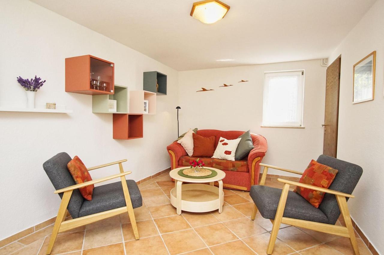 Zentral Aber Ruhig, Terrasse Mit Viel Gruen - Strandnahes Ferienhaus Luki Goehren (Ruegen) Exterior foto